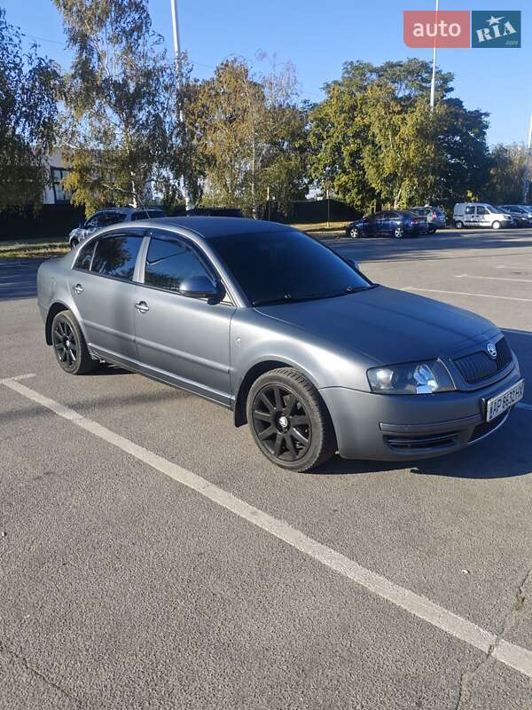 Лифтбек Skoda Superb 2006 в Запорожье