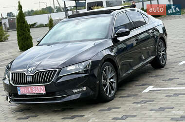 Лифтбек Skoda Superb 2017 в 