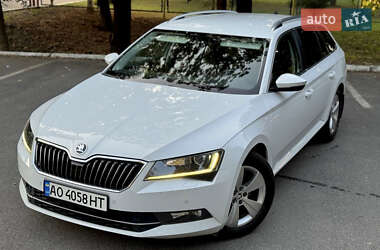 Універсал Skoda Superb 2018 в Ужгороді