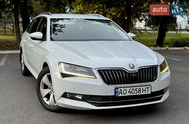 Универсал Skoda Superb 2018 в 