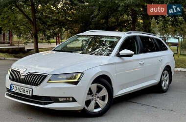 Универсал Skoda Superb 2018 в 