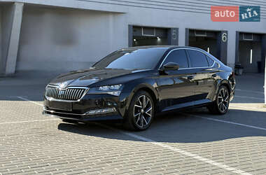 Лифтбек Skoda Superb 2021 в 