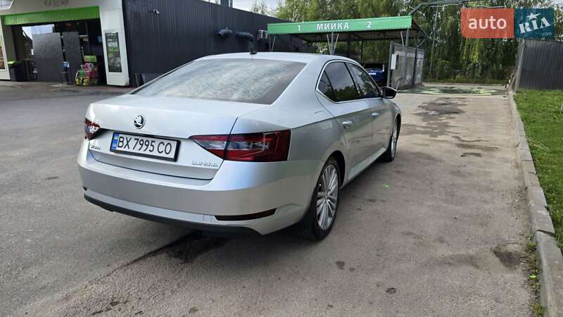 Лифтбек Skoda Superb 2016 в Волочиске