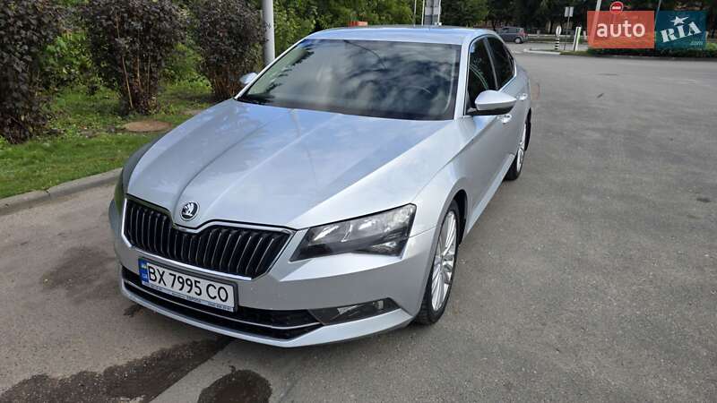 Лифтбек Skoda Superb 2016 в Волочиске