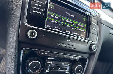 Лифтбек Skoda Superb 2013 в 