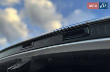Лифтбек Skoda Superb 2013 в 