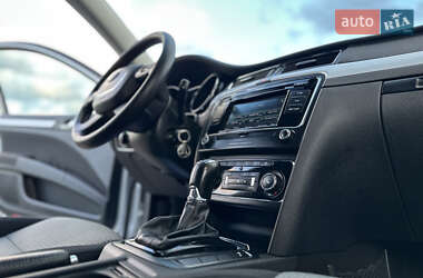 Лифтбек Skoda Superb 2013 в 