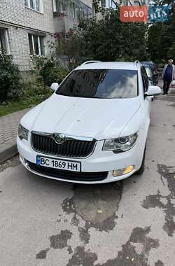 Універсал Skoda Superb 2012 в Львові