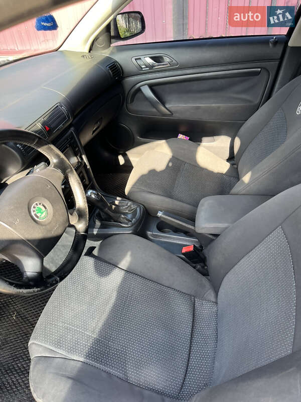 Лифтбек Skoda Superb 2006 в Нежине