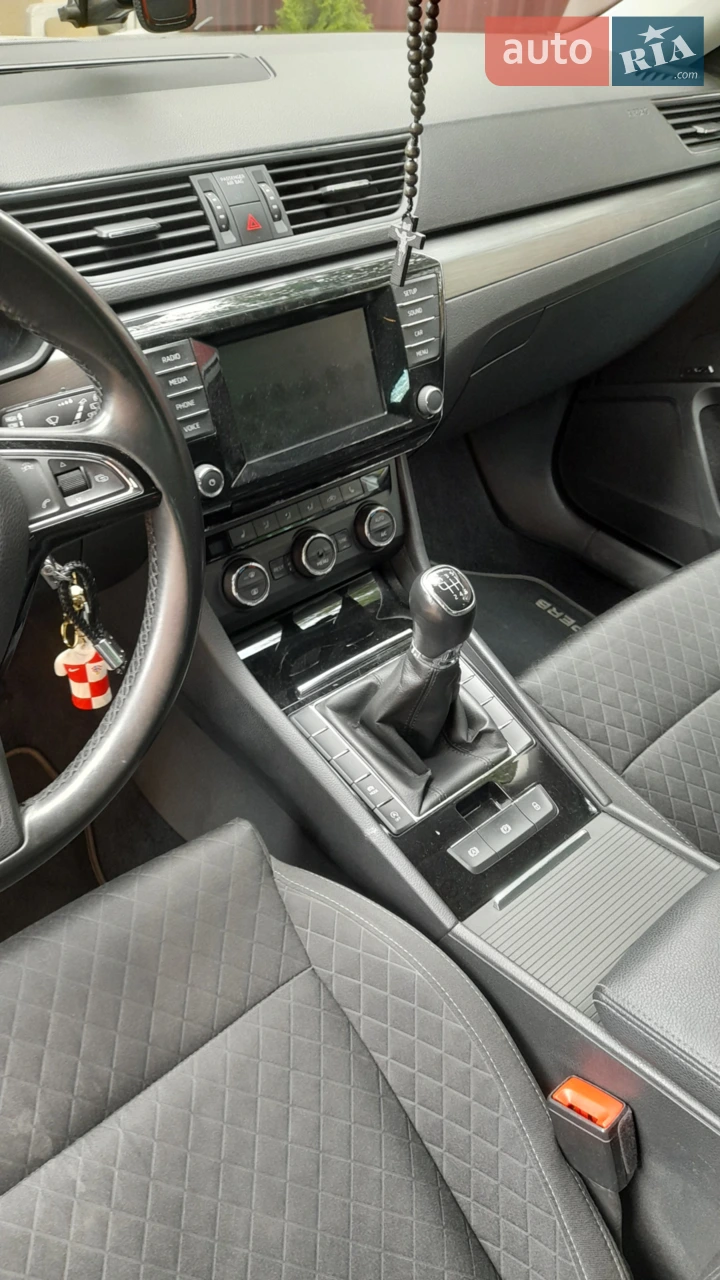 2016 Skoda Superb - мініатюра 18