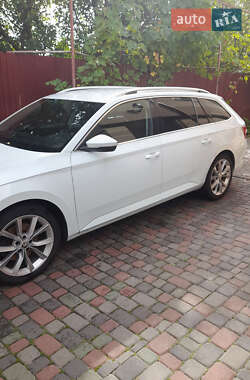 Универсал Skoda Superb 2016 в 