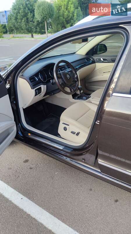 Универсал Skoda Superb 2013 в Киеве