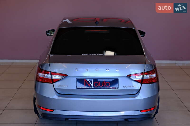 Лифтбек Skoda Superb 2018 в Одессе