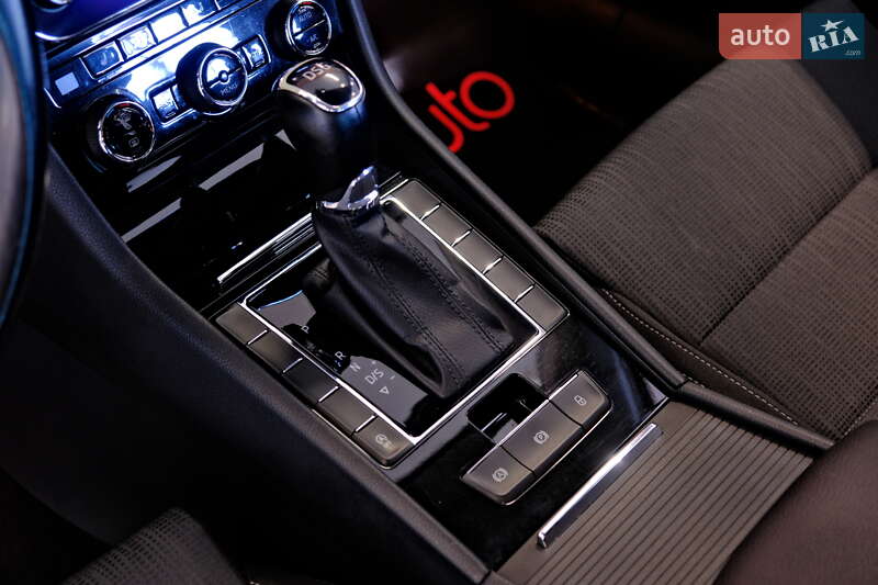 Лифтбек Skoda Superb 2018 в Одессе