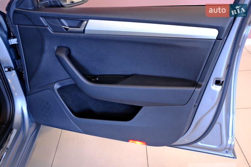 Лифтбек Skoda Superb 2018 в Одессе