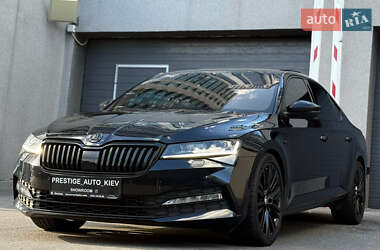 Лифтбек Skoda Superb 2020 в 