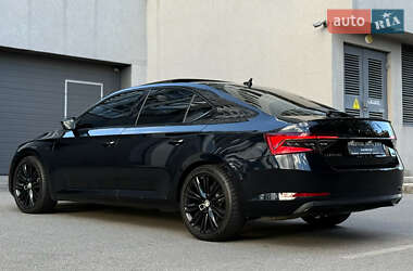 Лифтбек Skoda Superb 2020 в 
