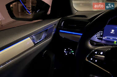 Лифтбек Skoda Superb 2020 в 