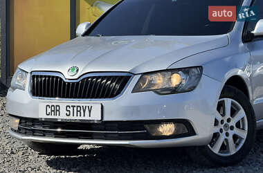 Универсал Skoda Superb 2014 в 