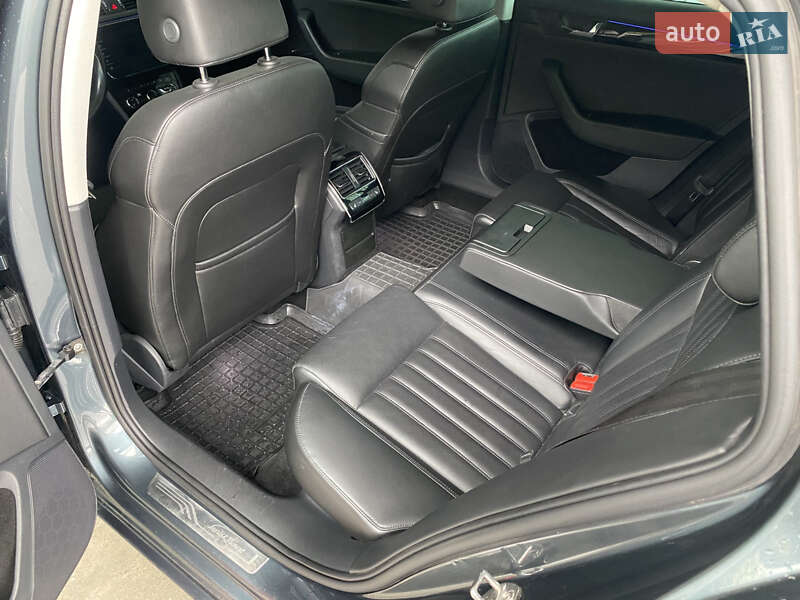 Универсал Skoda Superb 2018 в Киеве