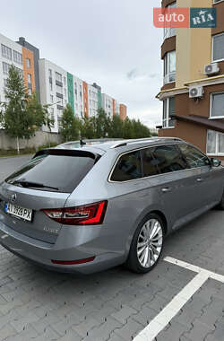Универсал Skoda Superb 2015 в 