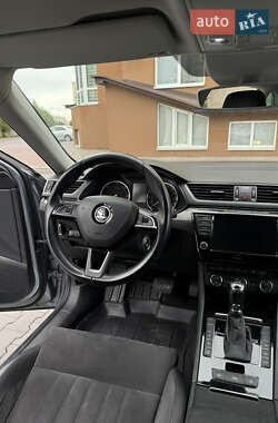 Универсал Skoda Superb 2015 в 