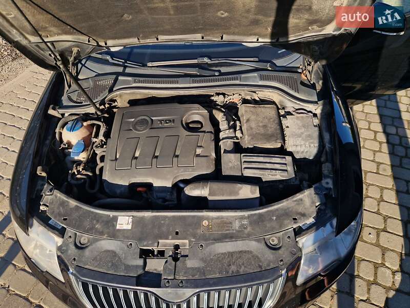 Универсал Skoda Superb 2013 в Львове