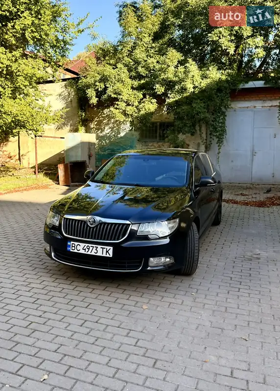 Skoda Superb 2012
