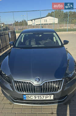 Лифтбек Skoda Superb 2018 в 