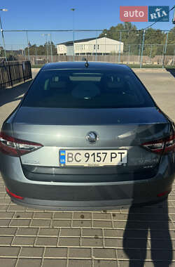 Лифтбек Skoda Superb 2018 в 