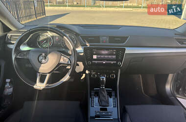 Лифтбек Skoda Superb 2018 в 