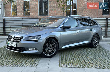 Універсал Skoda Superb 2016 в 