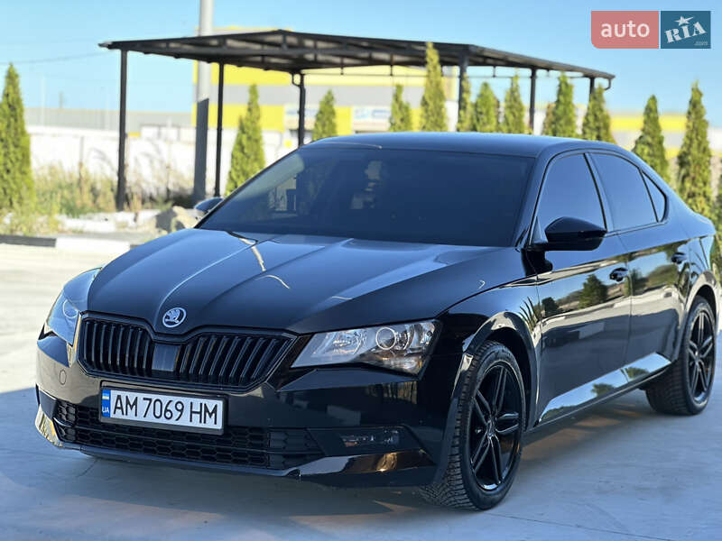 Лифтбек Skoda Superb 2018 в Звягеле