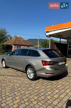 Универсал Skoda Superb 2016 в 