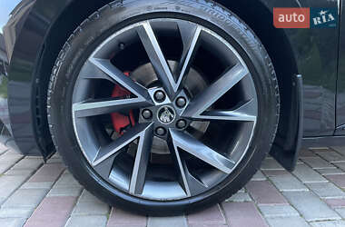 Универсал Skoda Superb 2018 в 