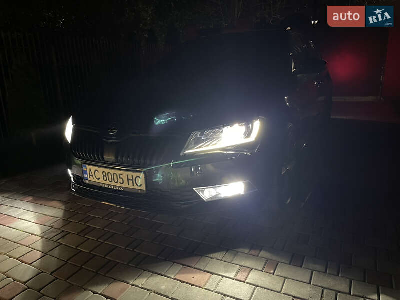 Универсал Skoda Superb 2018 в Луцке