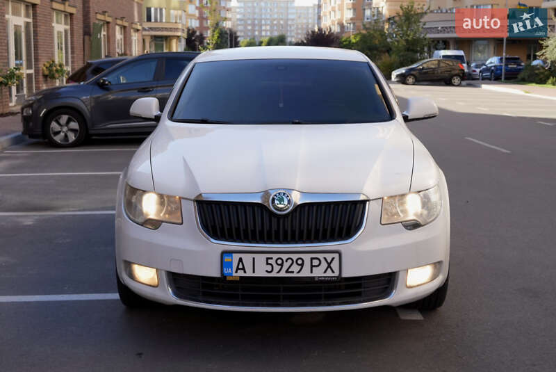 Лифтбек Skoda Superb 2010 в Софиевской Борщаговке фото 3 Лифтбек Skoda Superb 2010 в Софиевской Борщаговке