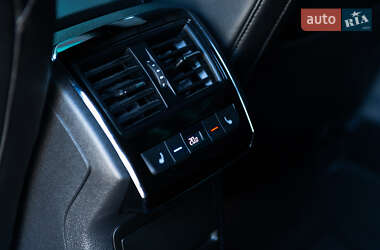 Лифтбек Skoda Superb 2020 в 