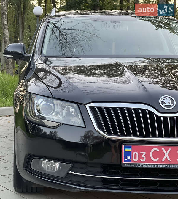 Универсал Skoda Superb 2014 в Ковеле