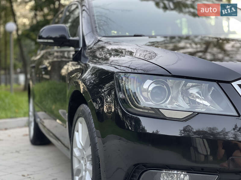 Универсал Skoda Superb 2014 в Ковеле