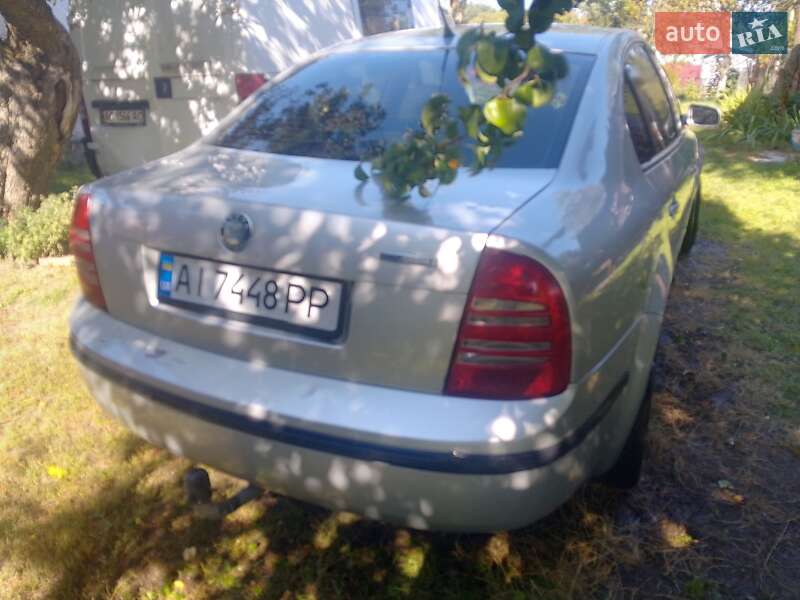 Лифтбек Skoda Superb 2005 в Белой Церкви