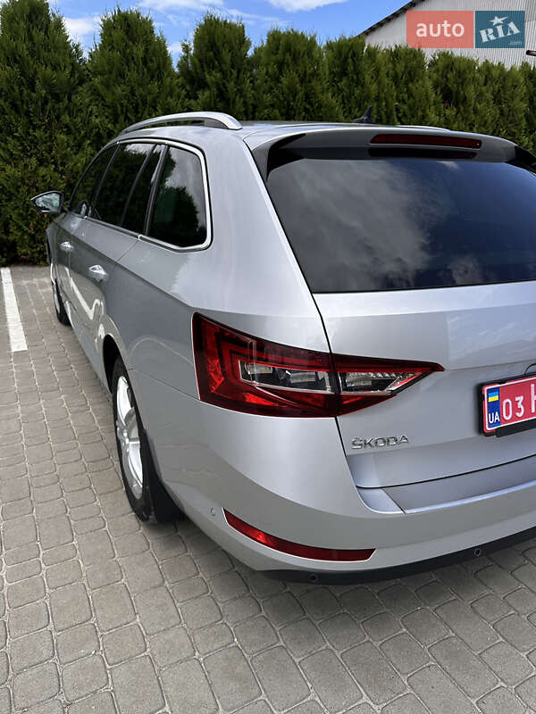 Универсал Skoda Superb 2018 в Кременце