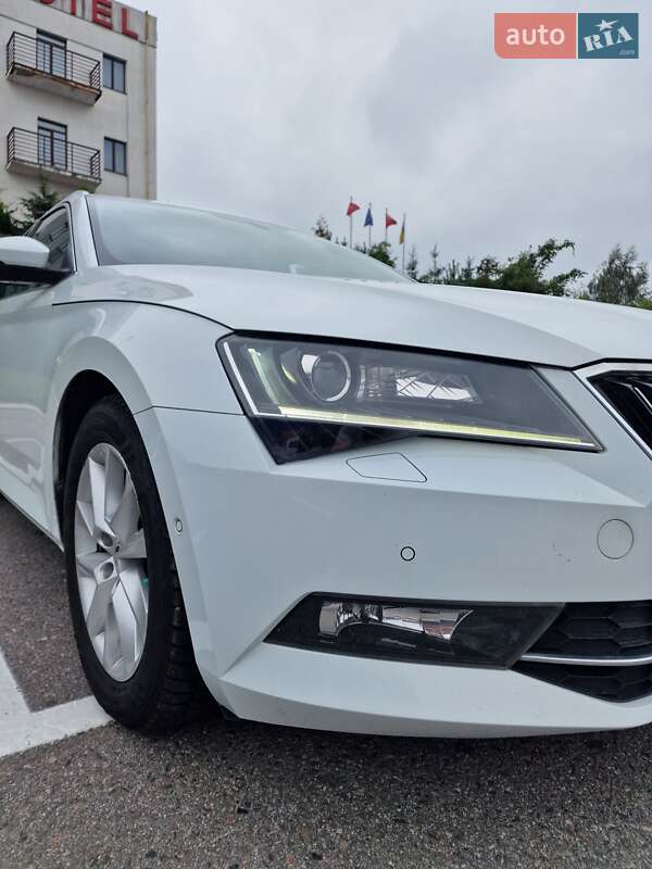 Универсал Skoda Superb 2017 в Львове фото 20 Универсал Skoda Superb 2017 в Львове