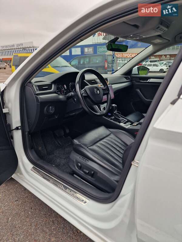 Универсал Skoda Superb 2017 в Львове фото 138 Универсал Skoda Superb 2017 в Львове