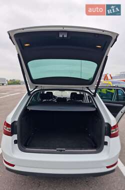 Универсал Skoda Superb 2017 в 