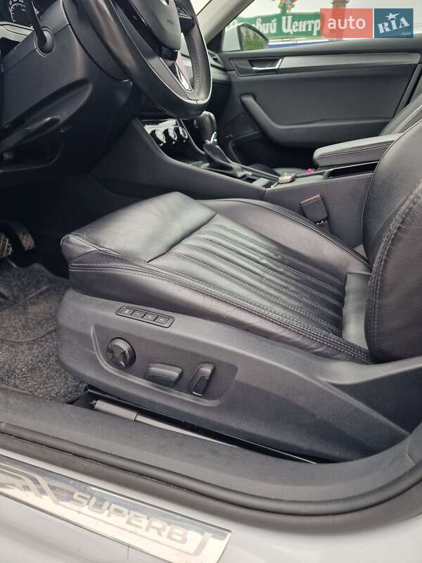 Универсал Skoda Superb 2017 в Львове фото 38 Универсал Skoda Superb 2017 в Львове