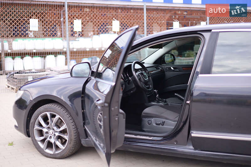 Ліфтбек Skoda Superb 2013 в Вінниці