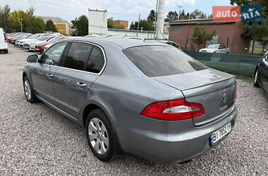 Лифтбек Skoda Superb 2012 в 