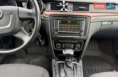 Лифтбек Skoda Superb 2012 в 