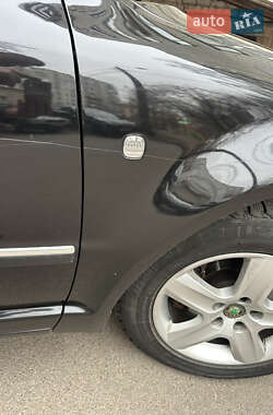 Лифтбек Skoda Superb 2006 в 